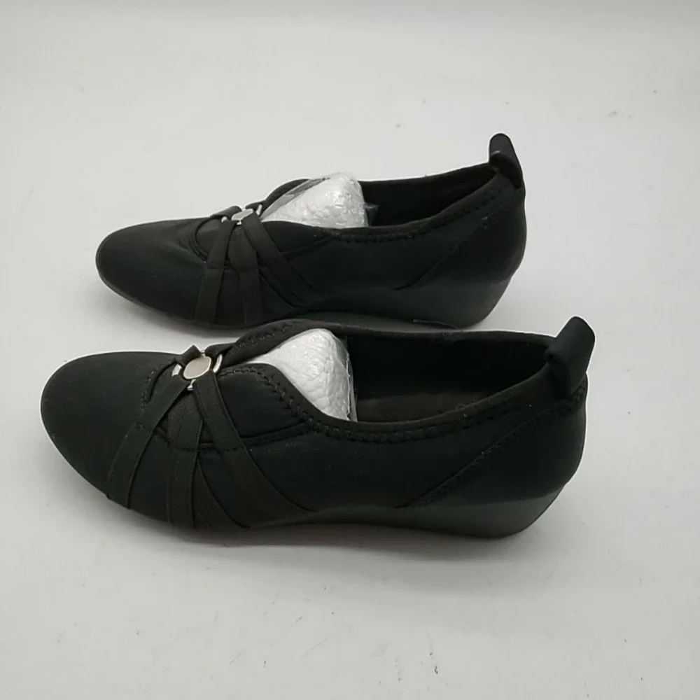 Forever Comfort Shoes Womens Size 9 Black Slip On Strappy Flats Round Toe Casual